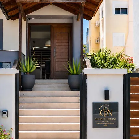 Gpn Sunset House Vilă